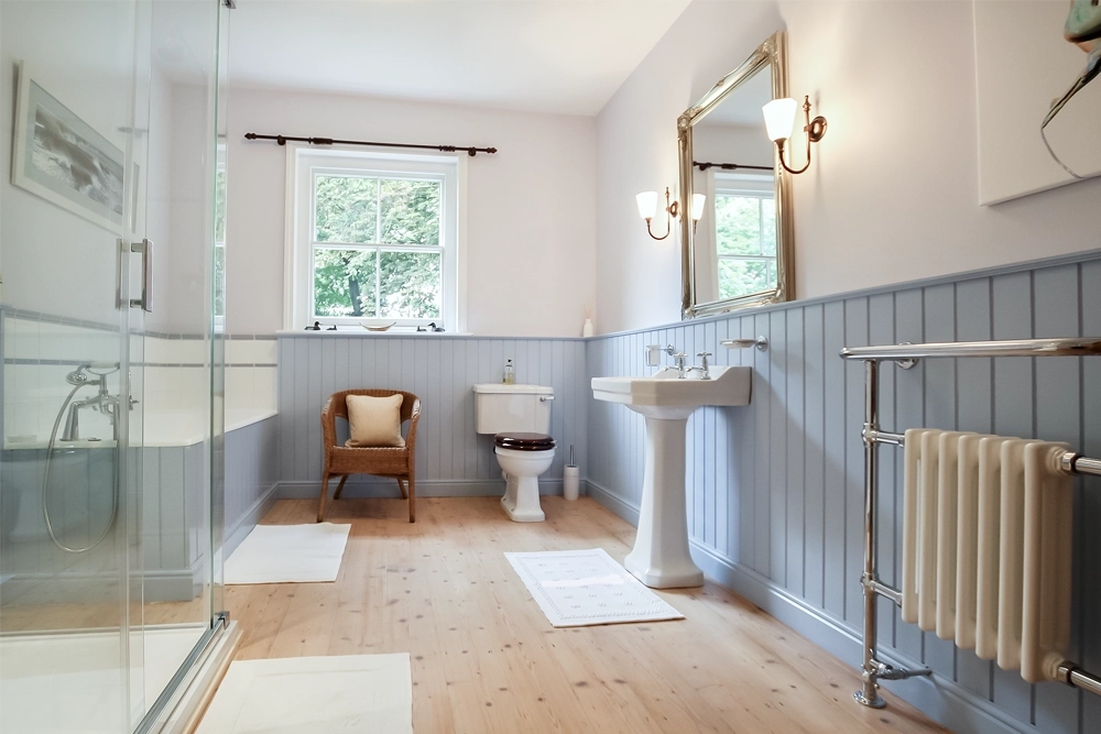 Traditional Bathroom