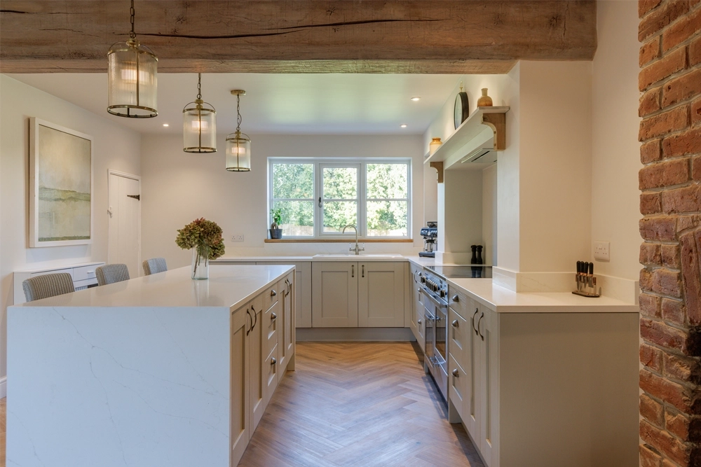 Contemporary Kitchen